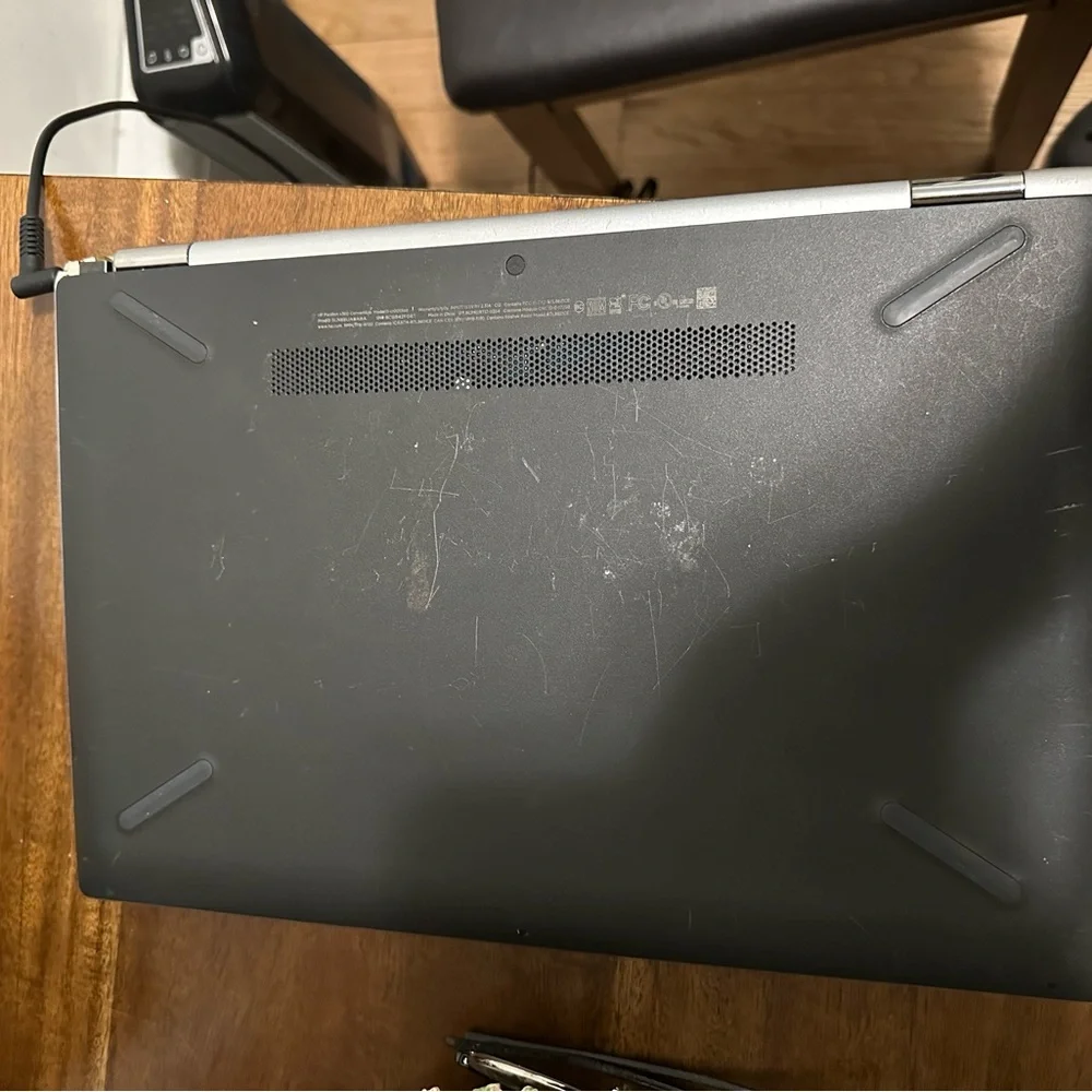 Hp computer silver used . Good condition . Pavilion x360